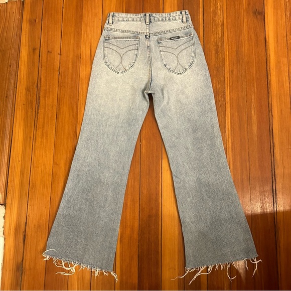 Rolla’s Eastcoast Crop Flare Jeans - Picture 5 of 8